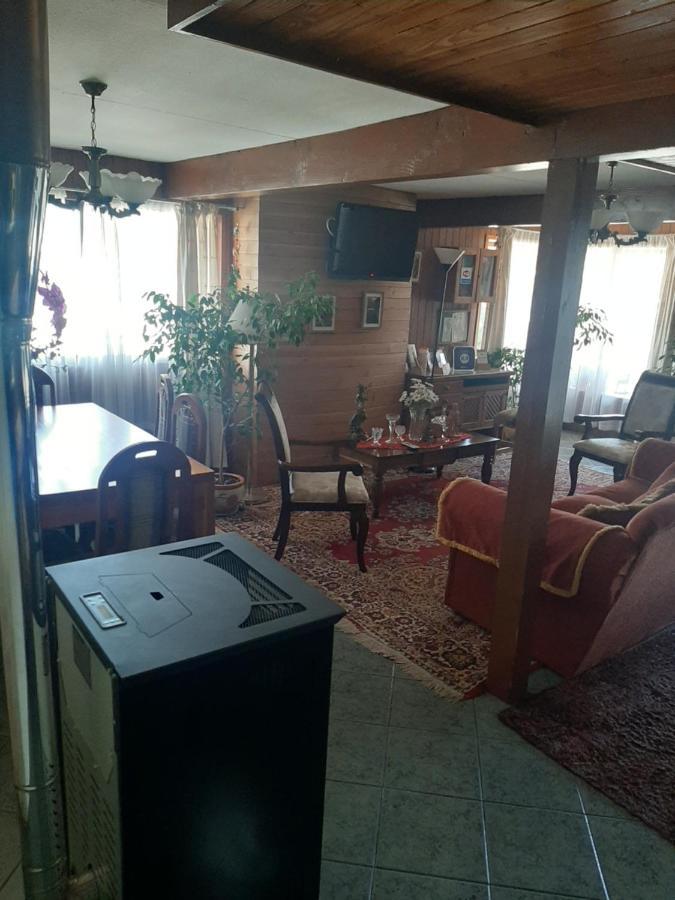 Hostal Victor Pucon Bagian luar foto